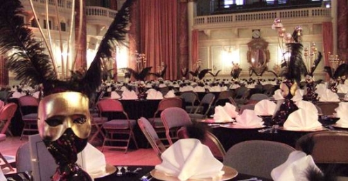 Masquerade table dressing